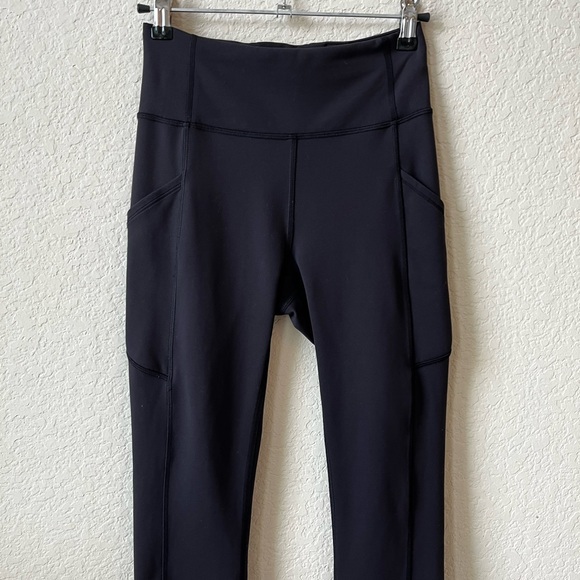 Lululemon Invigorate high rise Tight black size 4. - Picture 2 of 4